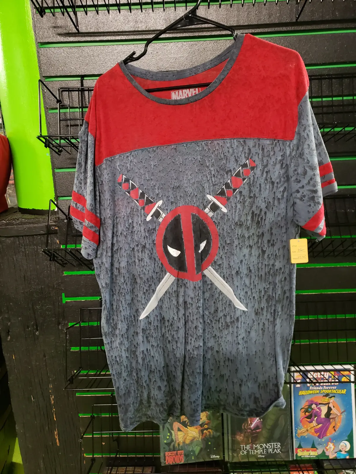 Deadpool Crossed Swords Behind Symbol Shirt Size Xl 1