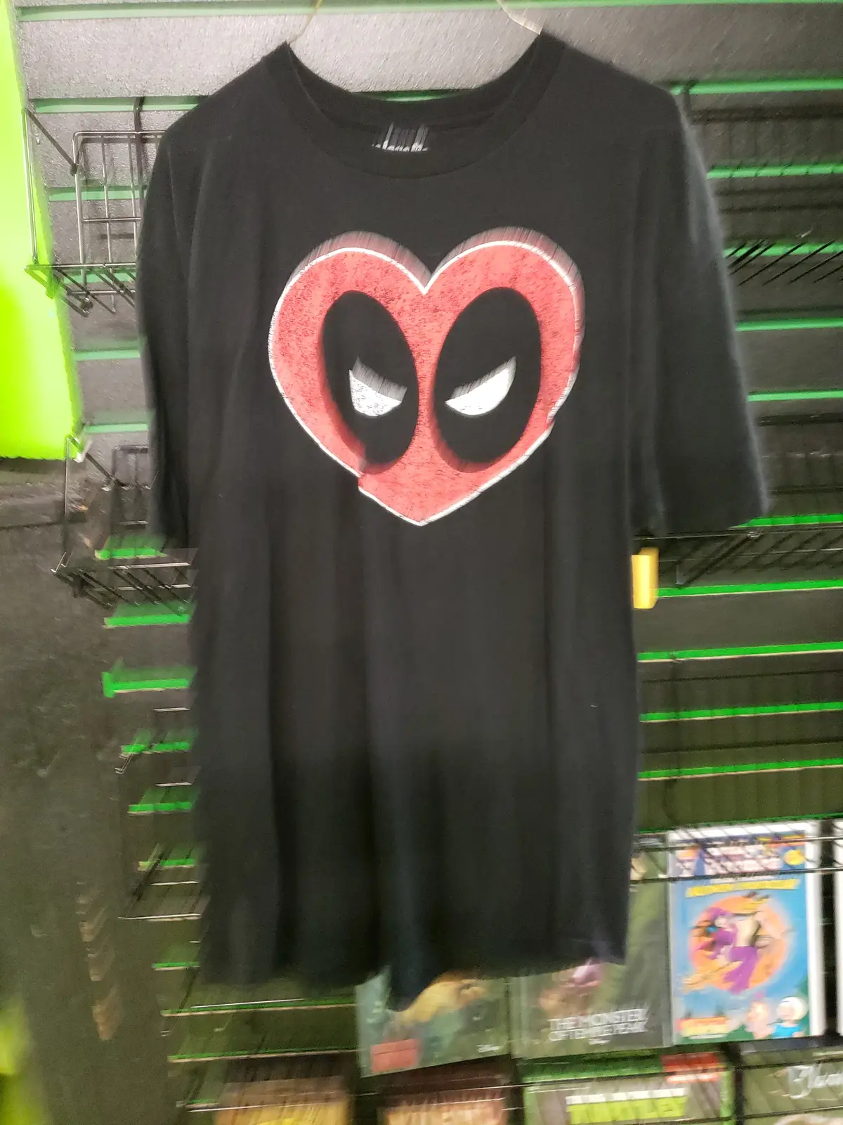Deadpool Heart Mask Shirt Size Xl 1
