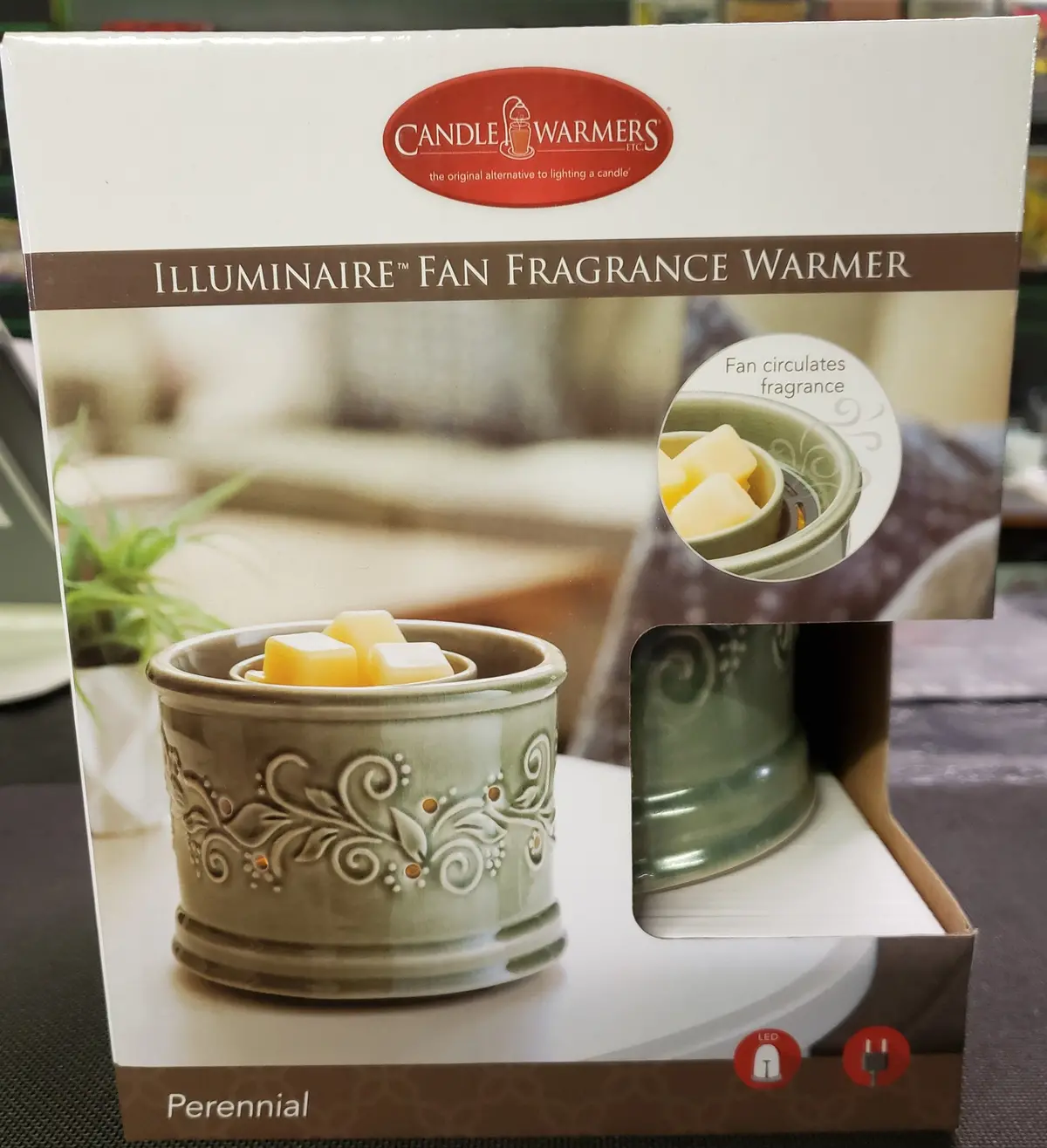Large Green Fan Wax Cube Warmer With Lily Design 1