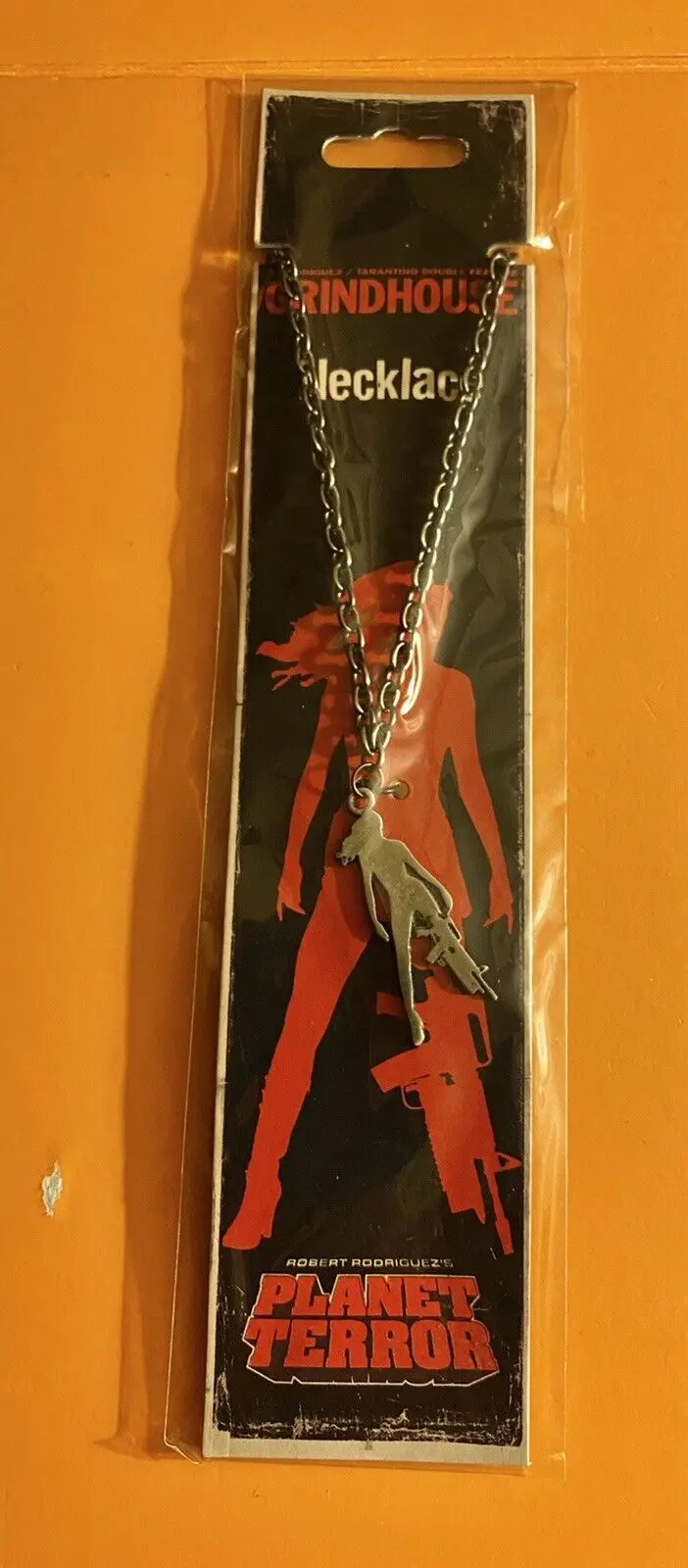 Neca Grindhouse Planet Terror Necklace Rose Mcgowan 1