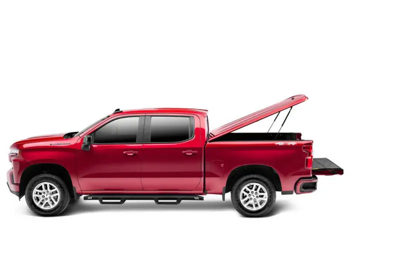 Undercover Lux Hard Tonneau Cover For 2019–2020 Chevy Silverado 1500 – 5.8-Foot Bed, Matte Black Finish 1