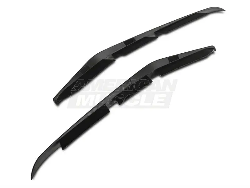 Raxiom Tail Light Conversion Trim Kit For 2010–2012 Ford Mustang 2
