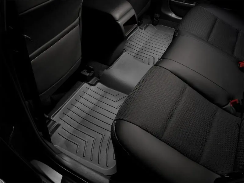 Weathertech Rear Floor Liner For 1996–2003 Bmw 5-Series – Black 1